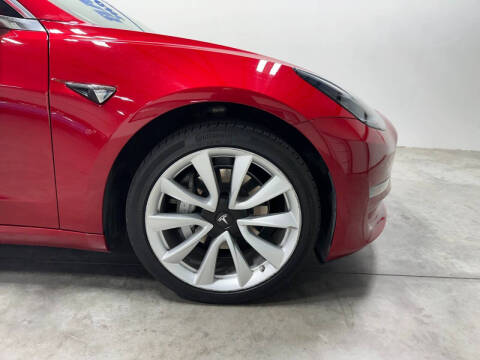 2019 Tesla Model 3 Mid Range