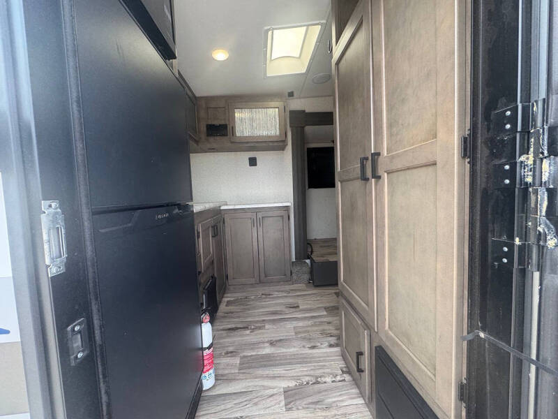 2022 Venture RV Sonic