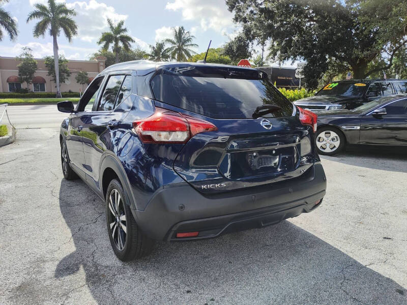 2020 Nissan Kicks SV