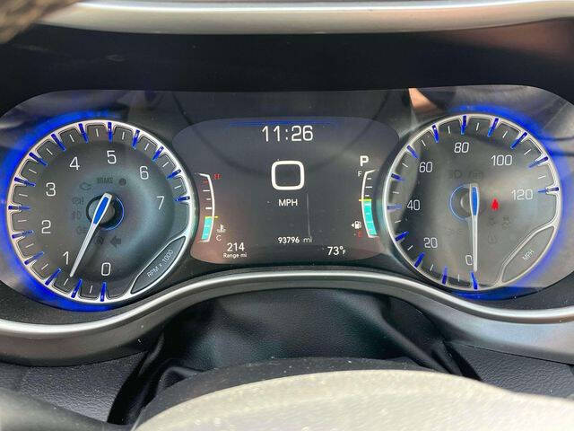 2023 Chrysler Pacifica Touring L