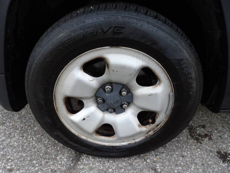 2016 Jeep Cherokee Sport