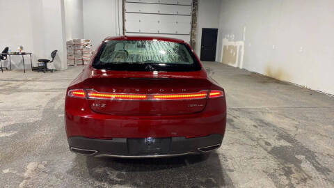 2017 Lincoln MKZ Select