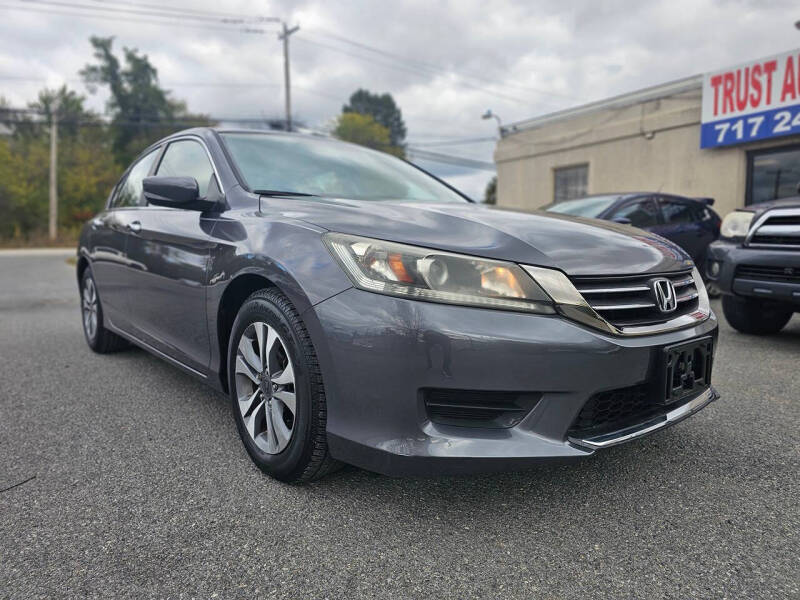 2013 Honda Accord LX's photo