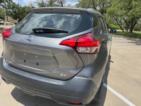 2019 Nissan Kicks S
