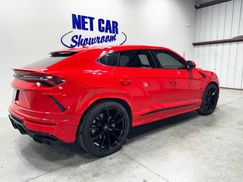 2022 Lamborghini Urus