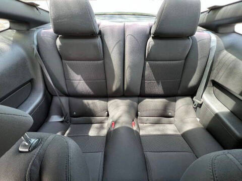2012 Ford Mustang V6