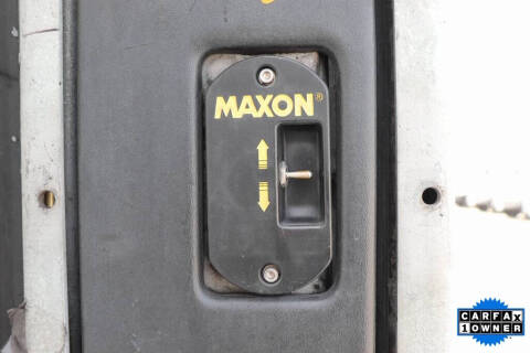 2018 Freightliner M2 106