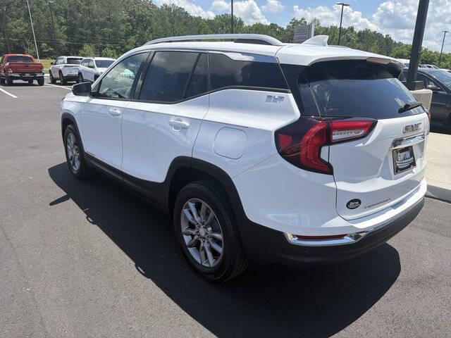 2024 GMC Terrain SLT