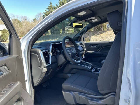 2025 GMC Canyon Elevation