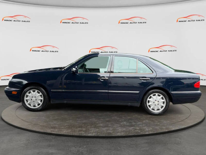 1999 Mercedes-Benz E-Class E 320