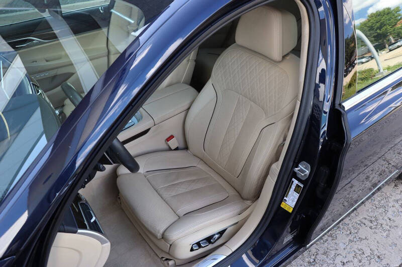 2016 BMW 7 Series 750i