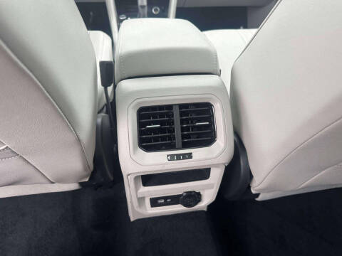 2022 Volkswagen Tiguan SE 4Motion