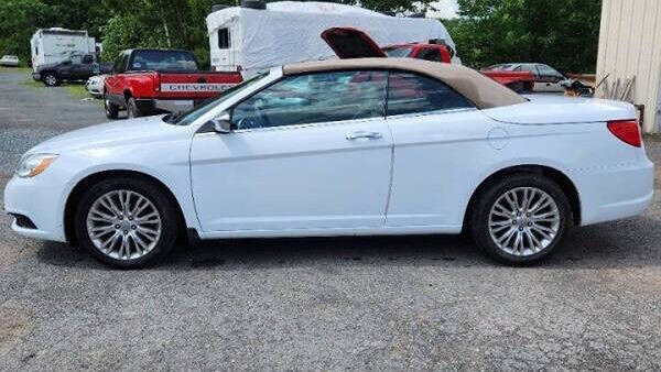 2011 Chrysler 200 Limited