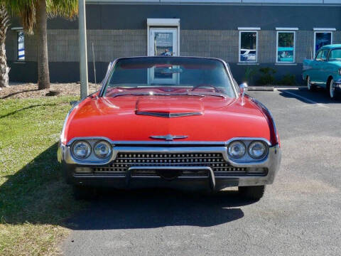 1962 Ford Thunderbird