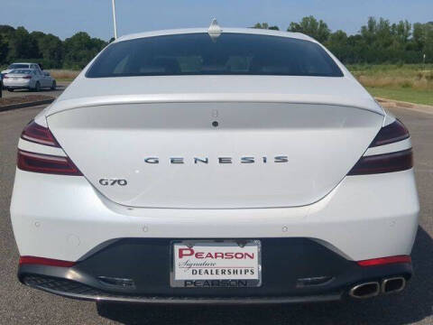2023 Genesis G70