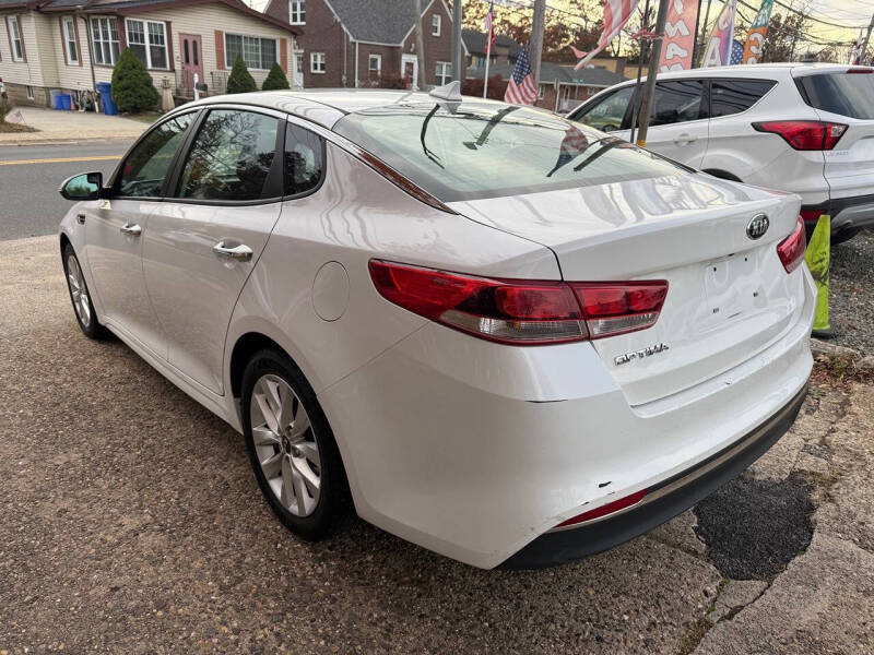 2017 Kia Optima LX