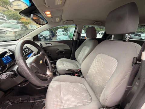 2012 Chevrolet Sonic LS
