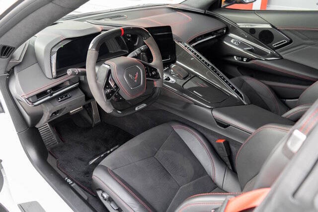 2024 Chevrolet Corvette 10