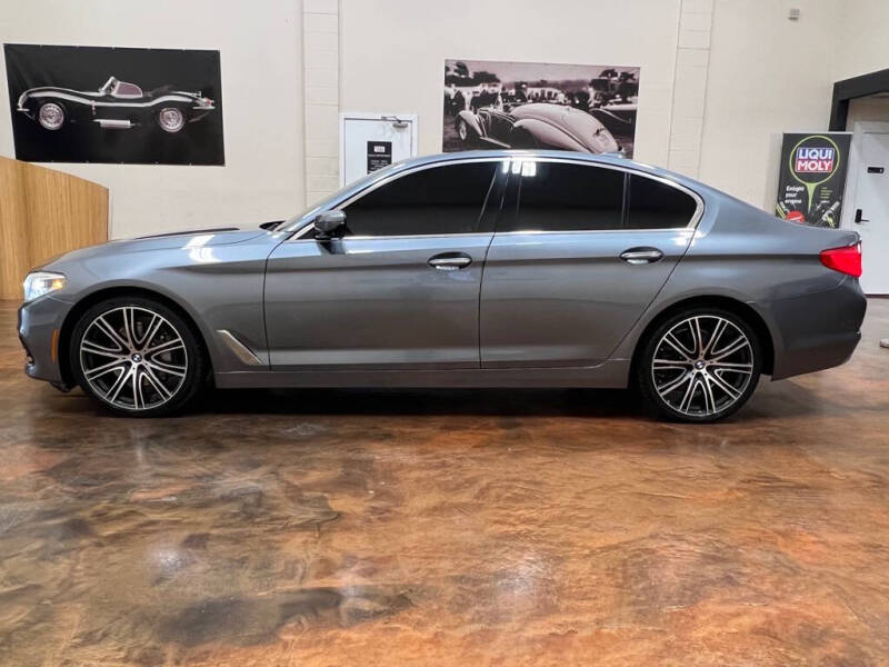 2017 BMW 5 Series 540i