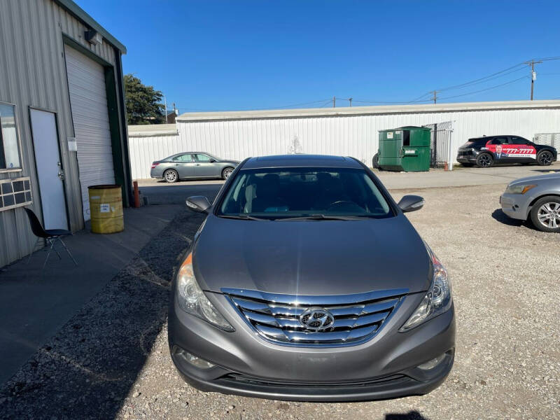 2013 Hyundai Sonata for sale at Efficient Auto Sales in Crowley TX