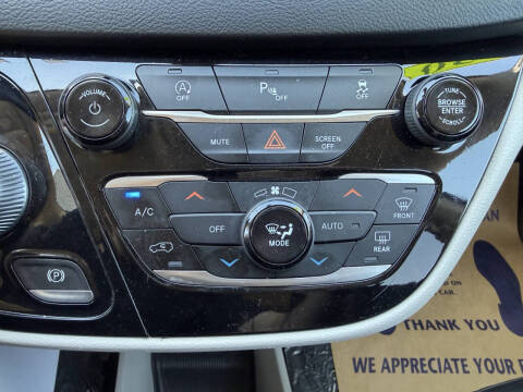 2020 Chrysler Pacifica Touring L