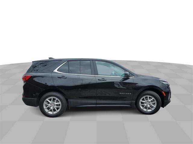 2022 Chevrolet Equinox for sale at Bowman Auto Center in Clarkston, MI