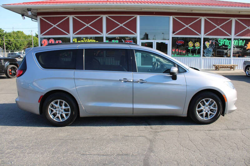 2021 Chrysler Voyager LXi