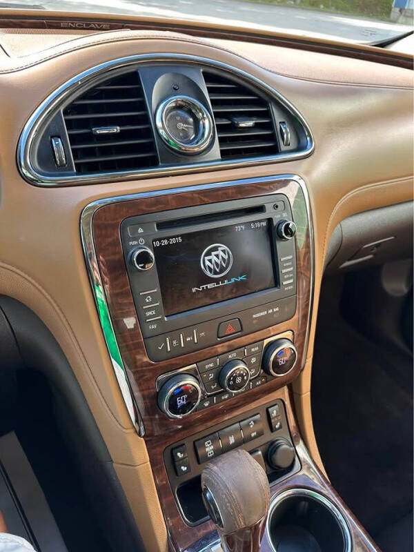 2017 Buick Enclave Leather