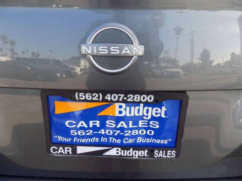 2023 Nissan Versa SV