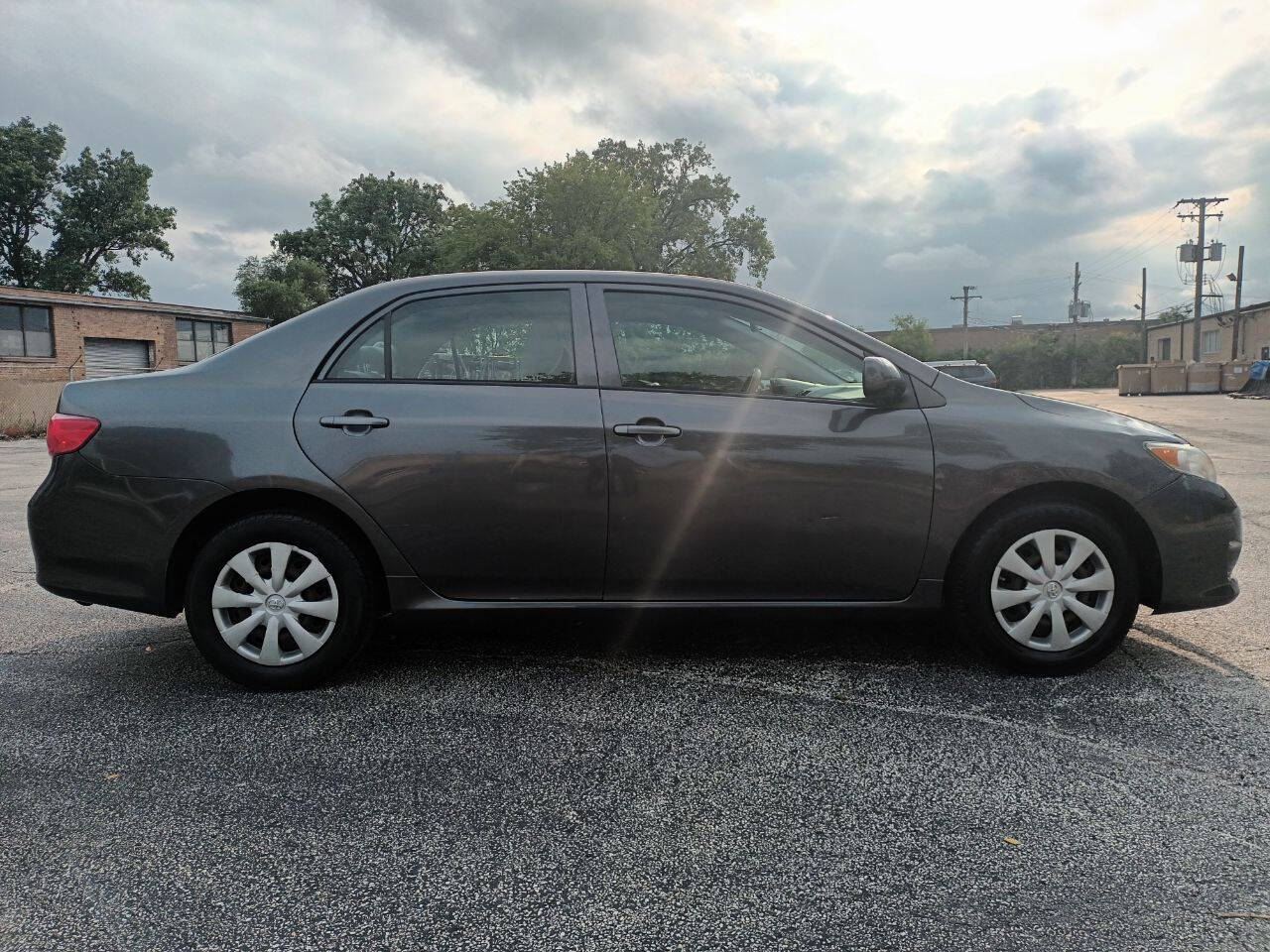 2009 Toyota Corolla for sale at Ideal Cars LLC in Skokie, IL