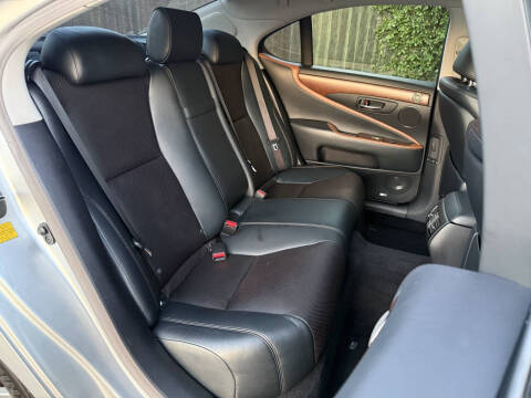 2011 Lexus LS 460