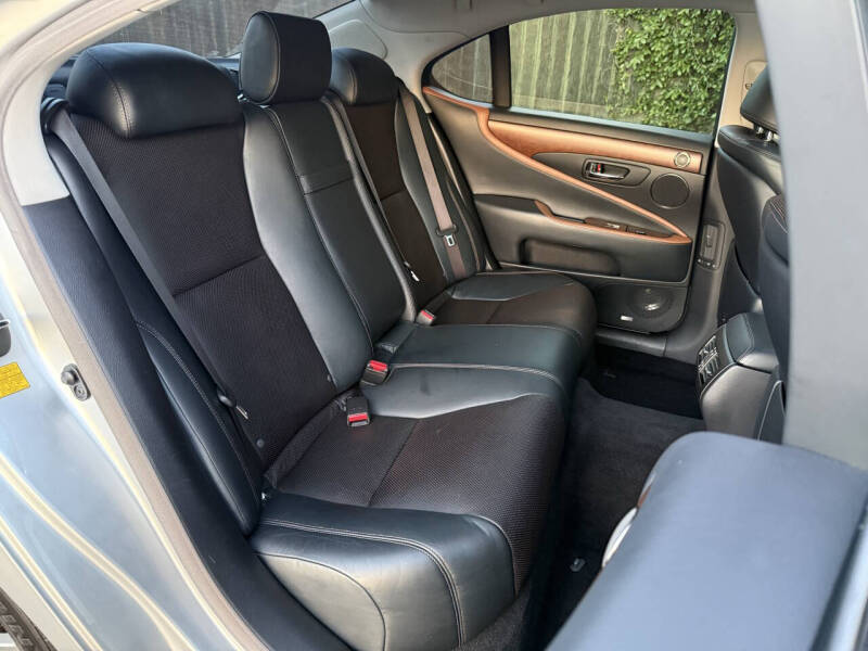2011 Lexus LS 460