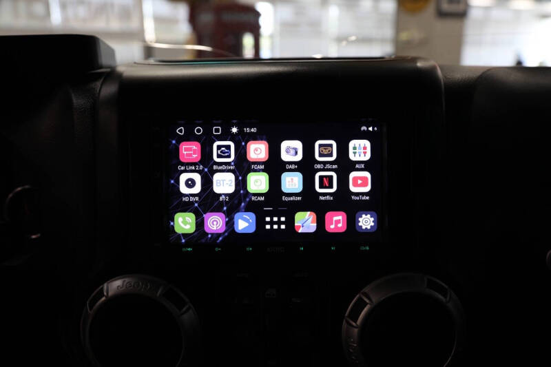 2012 Jeep Wrangler Unlimited Sahara