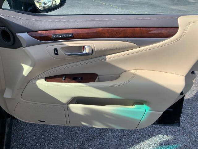 2014 Lexus LS 460