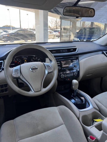 2015 Nissan Rogue SV