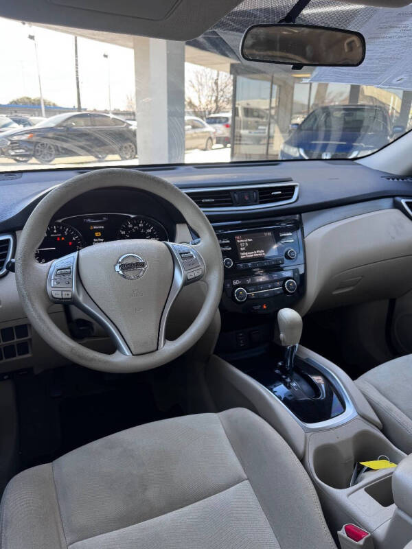 2015 Nissan Rogue SV