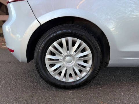 2012 Volkswagen Golf