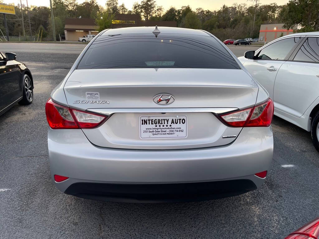 2014 Hyundai SONATA for sale at INTEGRITY AUTO in Dothan, AL