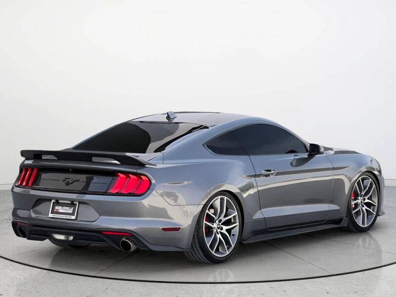 2022 Ford Mustang EcoBoost