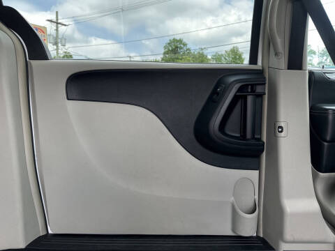 2014 Chrysler Town and Country Touring