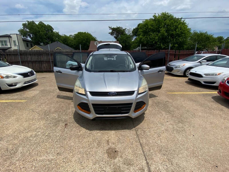 2014 Ford Escape S