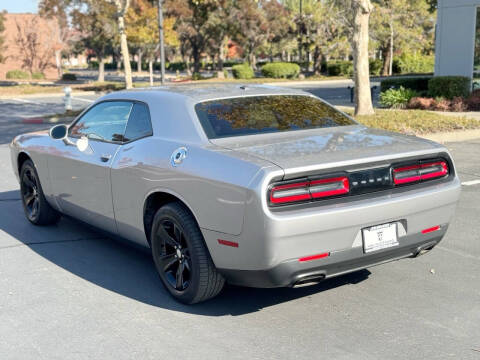 2016 Dodge Challenger SXT