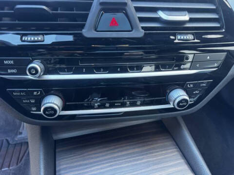 2017 BMW 5 Series 540i