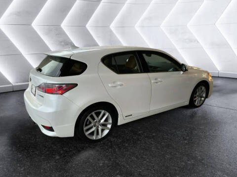 2016 Lexus CT 200h