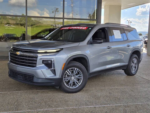 2024 Chevrolet Traverse LT