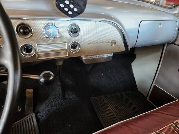 1951 Ford Custom Deluxe