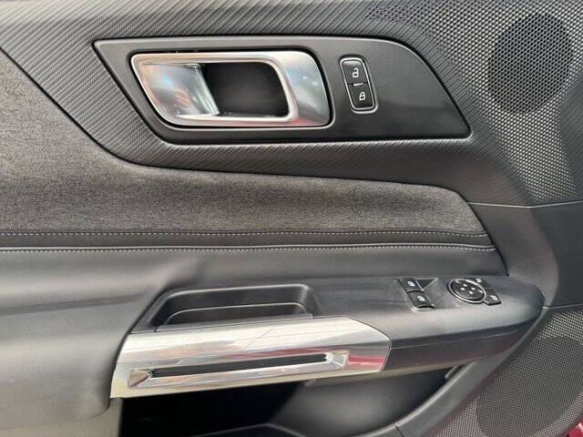2025 Ford Mustang EcoBoost