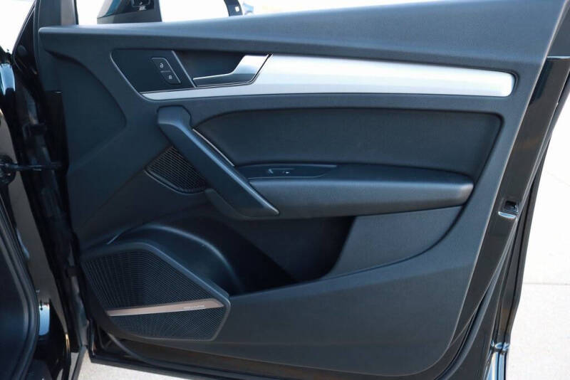 2019 Audi Q5 quattro Prestige 45 TFSI