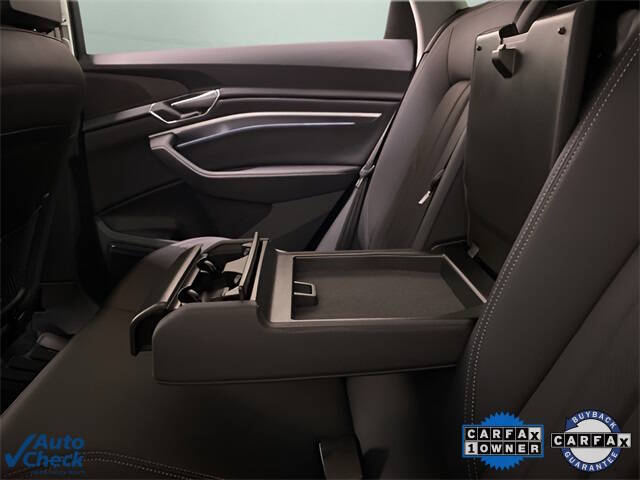 2023 Audi e-tron quattro Premium Plus