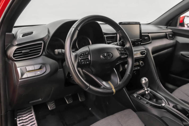 2019 Hyundai Veloster